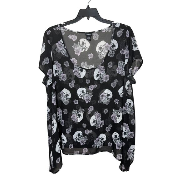 Torrid Black Sheer Skull Purple Rose Print Scoop Neck Top Plus Sz 2 Whimsygoth - Picture 1 of 7
